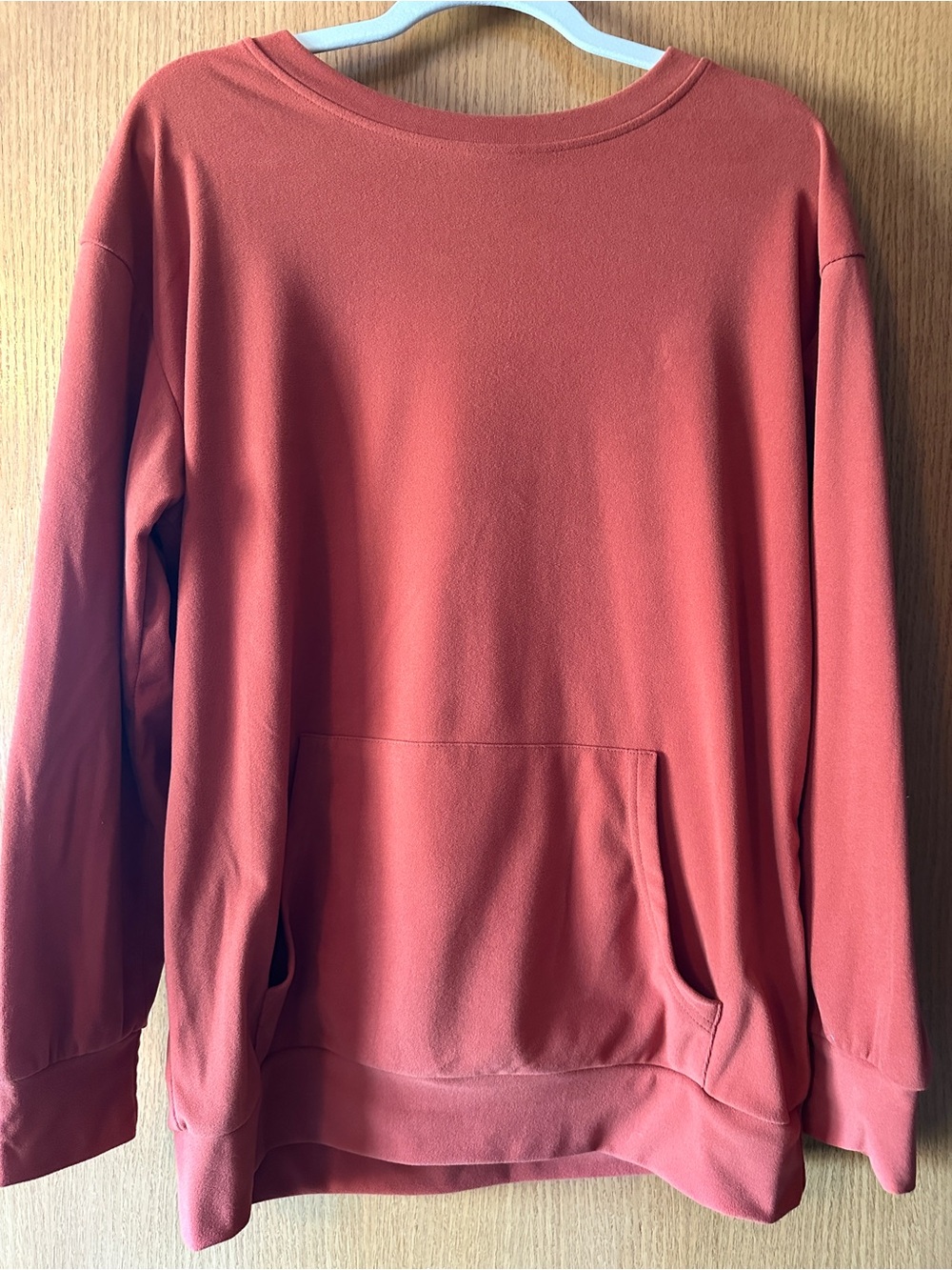 Women’s Rust Terracotta Crewneck Sweatshirt Kangaroo Pocket Size Medium